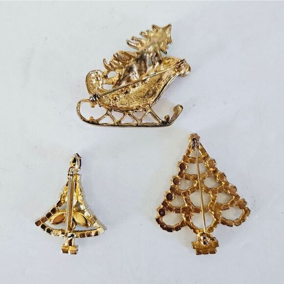 Vintage Set of Tree Rhinestone Enamel Christmas Holiday Tree Sleigh Brooch Pins - Picture 3 of 9